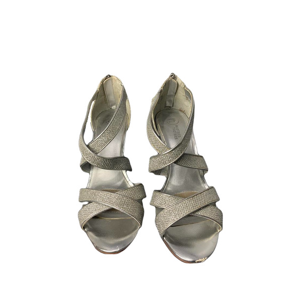 Mootsies Tootsies Womens Silver Strappy High Heel Sandals Size 7.5M - Picture 2 of 8